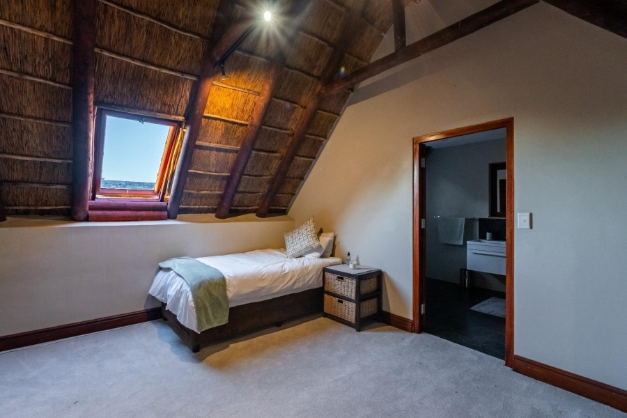 To Let 5 Bedroom Property for Rent in Pearl Valley Golf Estate Western Cape